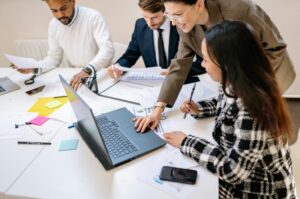 Transfert de compétences dans un projet IT entre consultant et équipes internes